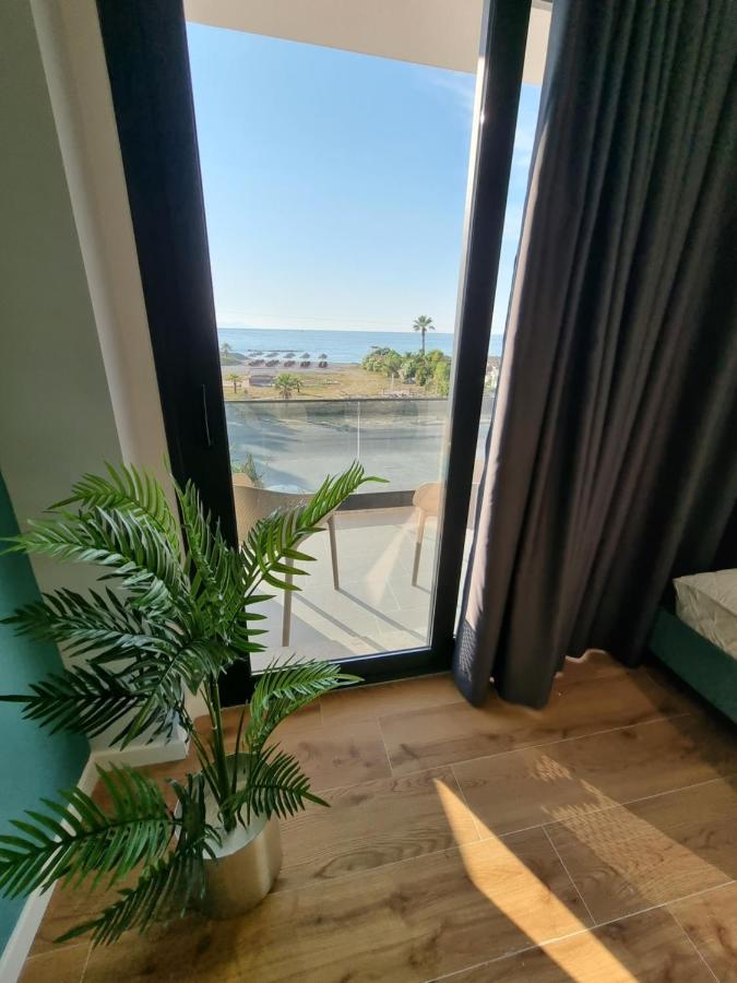 Remar Apartments Вльора Екстер'єр фото